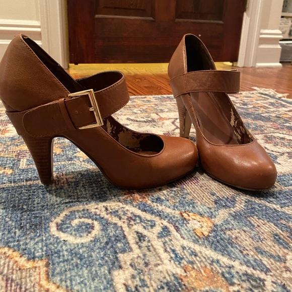 Vintage Dance Core 👯‍♀️ - Picture 2 of 4